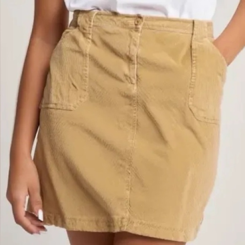 L.L. Bean Women's A-Line Corduroy Skirt in Tan Sz 12